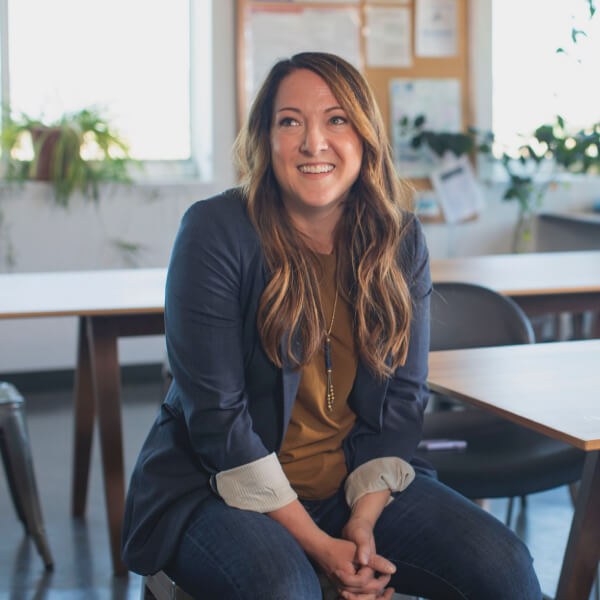 Home business consulting woman figure img bg